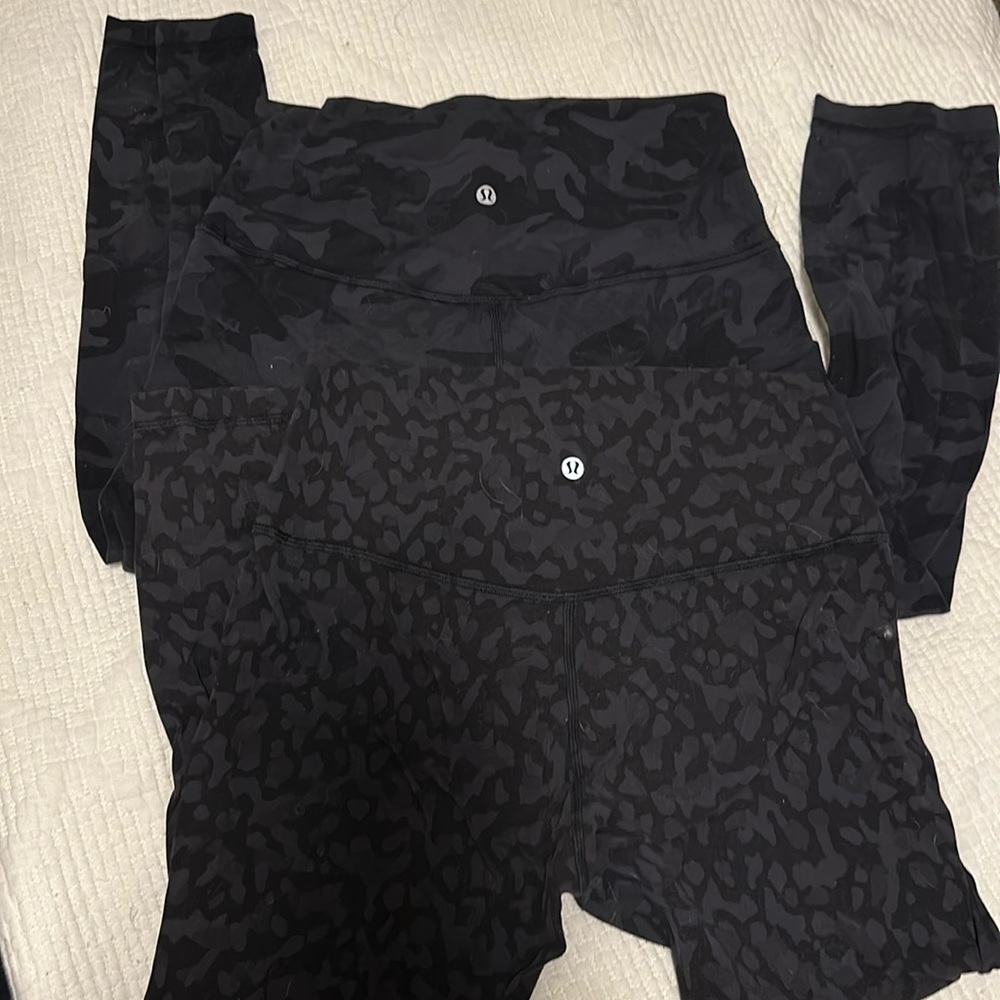 Lot of 2 - Lululemon align cropped leggings - camo and leopard print gray/black